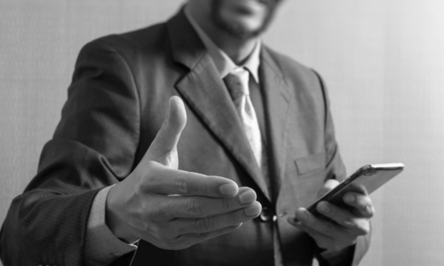 Technical demonstration of mobile SEO principles during early Beluxentis workshop session